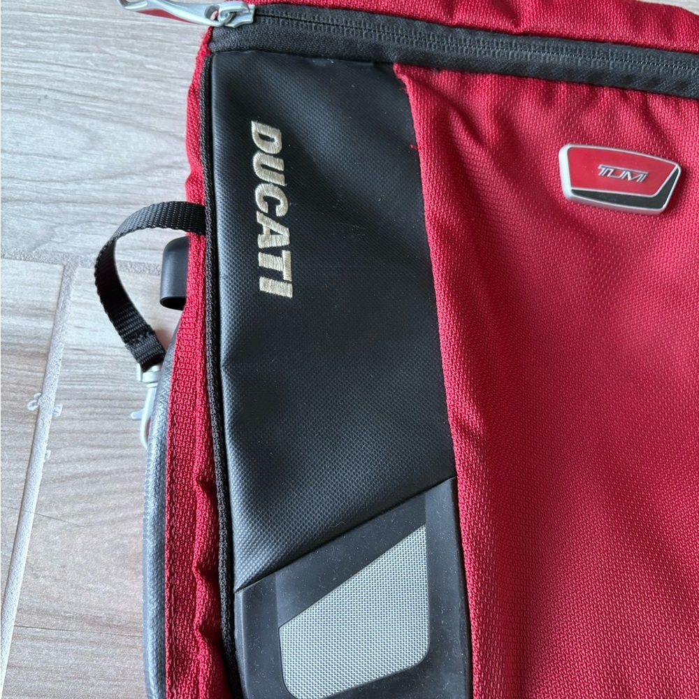 Ducati Tumi Satchel Shoulder Bag Black Red Crossbody Messenger Zip Close - Picture 2 of 8
